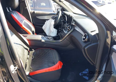 2019 Mercedes-Benz Glc 300 from USA, damaged, VIN WDC0G4JB3KF610665